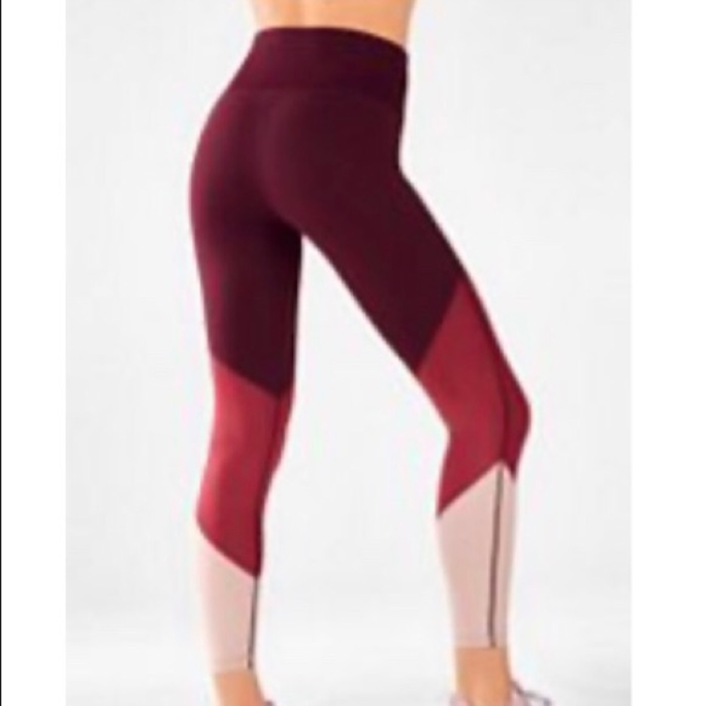 Fabletics High-waisted 7/8 multicolor leggings!